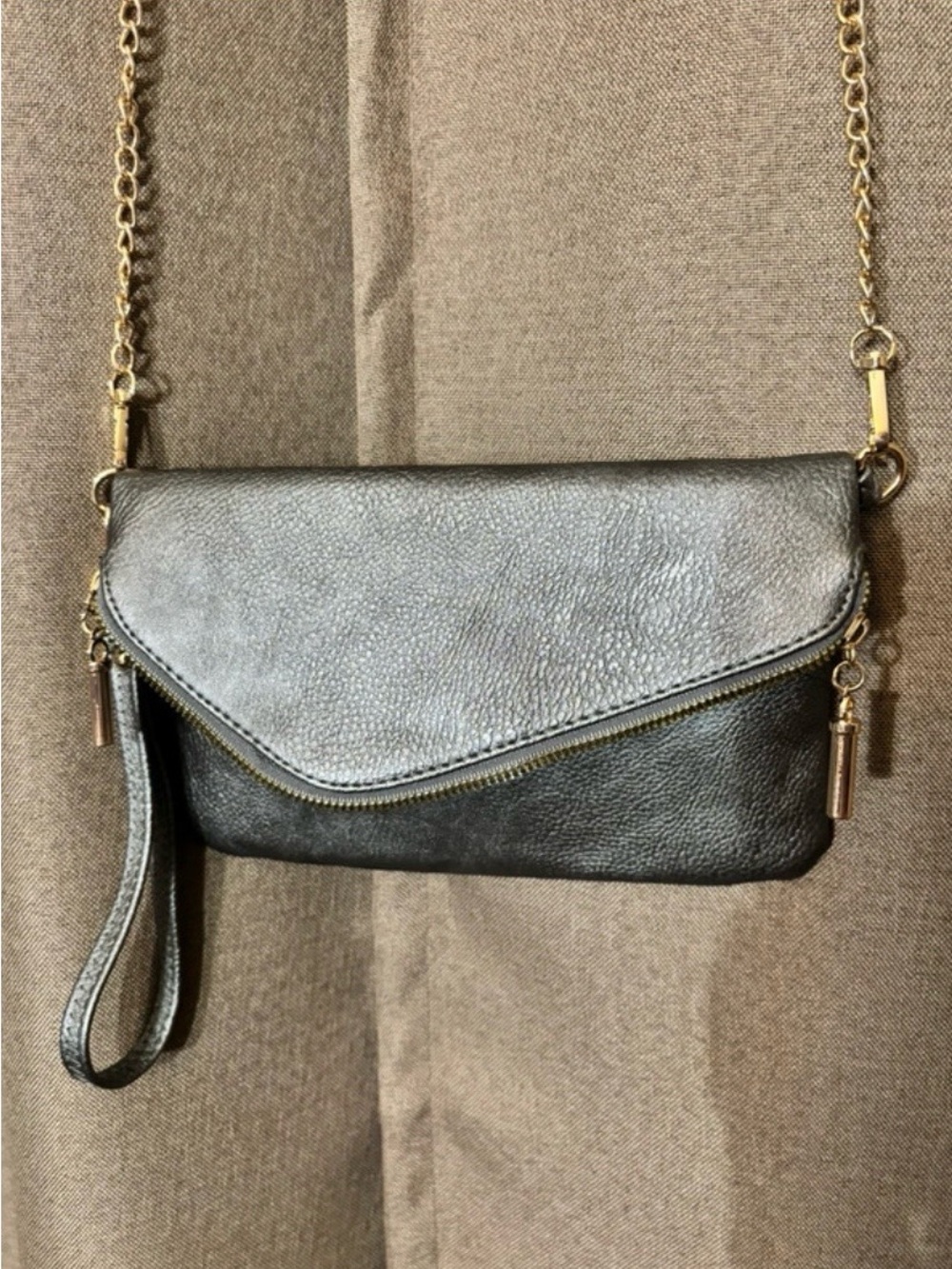 Metallic Gray Convertible Wristlet Crossbody Bag